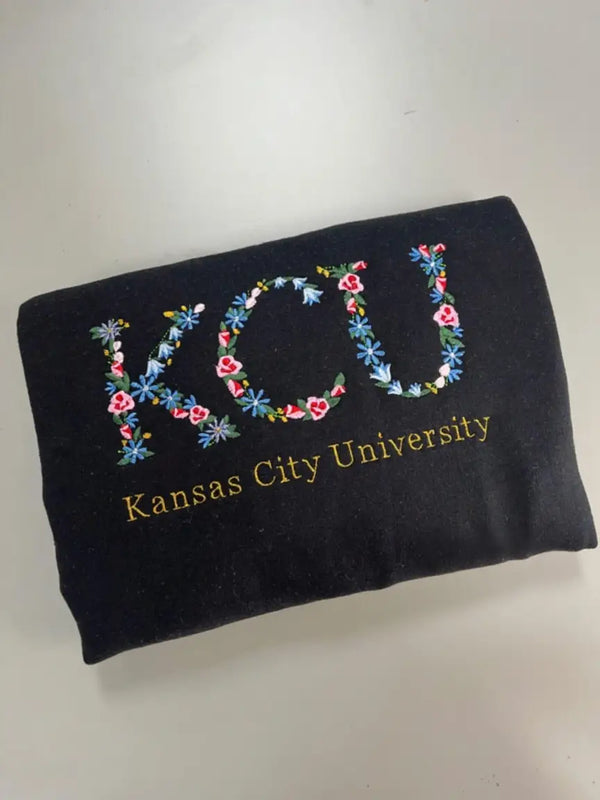 Custom Floral Letter Embroidered College Sweatshirt, Flower Crewneck Embroidery, High School Graduation Gift